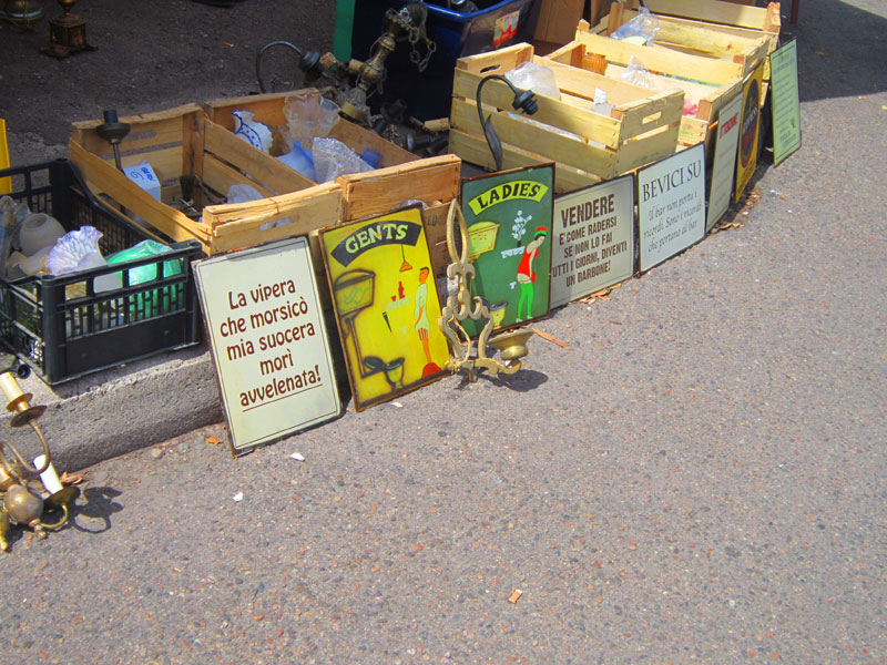 Cagliari - Mercatino viale Trento
