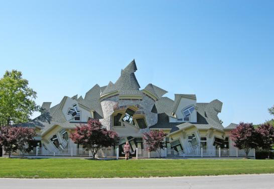 Michael Jantzen - Deconstructing the houses