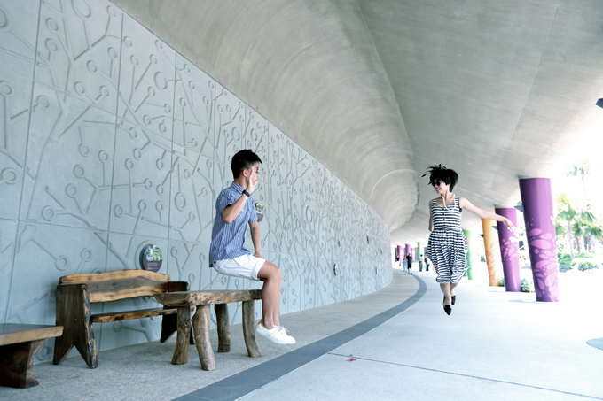 Le persone levitanti di Jeff Cheong e Jayden Tan