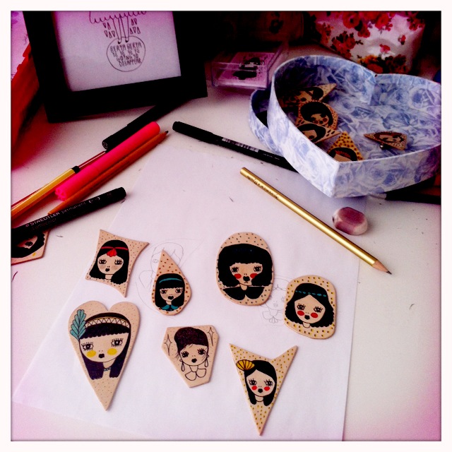 La FIlle Bertha - gioielli dipinti ed intagliati a mano