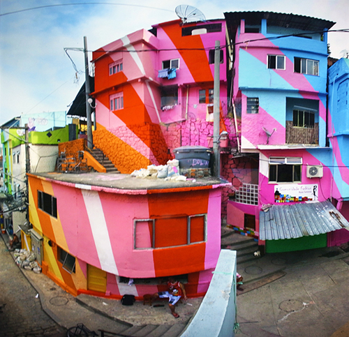 Haas & Hahn - Favela painting