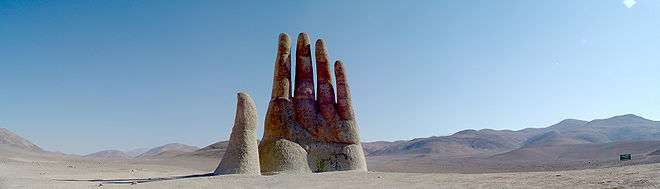 Mario Irarrazabal - El Mano del Desierto