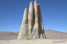 Mario Irarrazabal - El Mano del Desierto