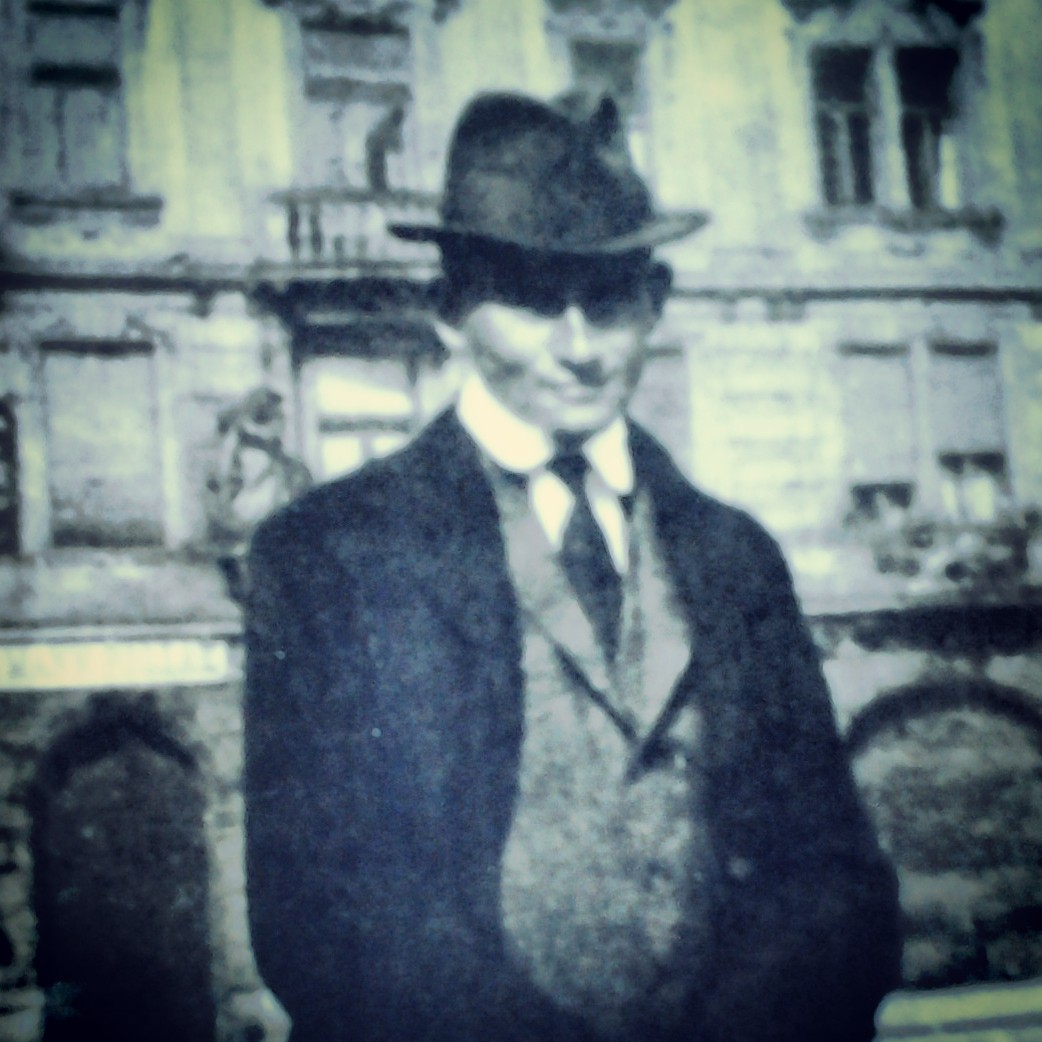 Franz Kafka in una vecchia foto