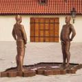 David Cerny – Pissing Men