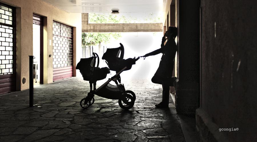 Gisella Congia - Chiaroscuri nella maternità