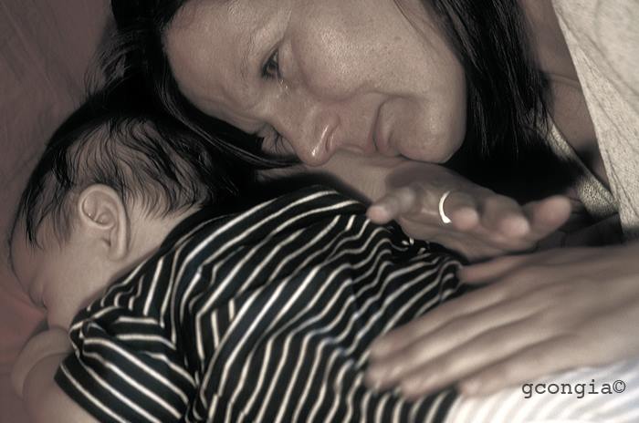 Gisella Congia - Chiaroscuri nella maternità