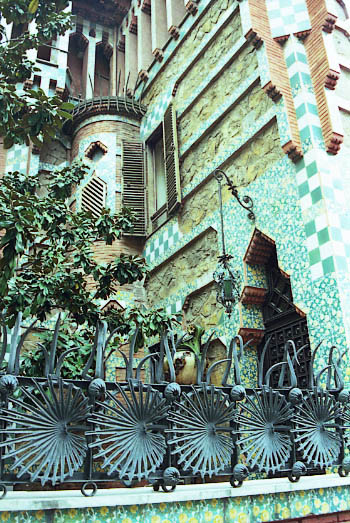 Casa Vincens