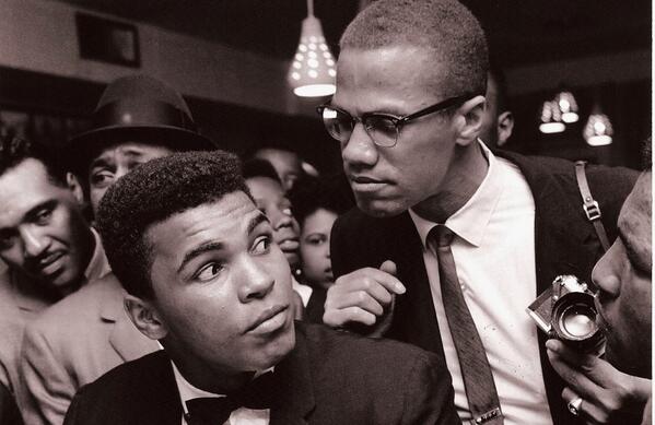 Malcolm X scherza con Muhammad Ali, New York, 1963