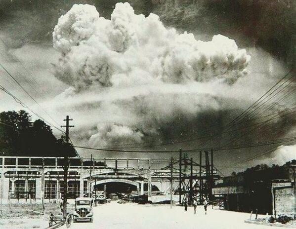 Nagasaki, 20 minuti dopo la bomba atomica, 1945