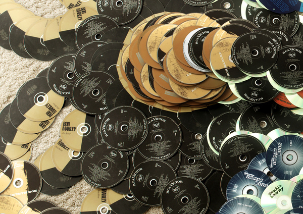 Piracy di Mirco Pagano e Moreno De Turco