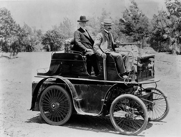 La prima automobile a Los Angeles, 1897. Costruita da J. Philip Erie