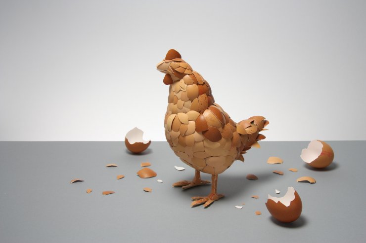 "The Hen" dell'artista inglese Kyle Bean