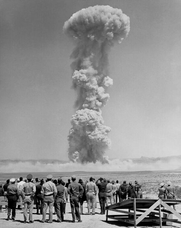 Test sulla bomba atomica in Nevada, 1953