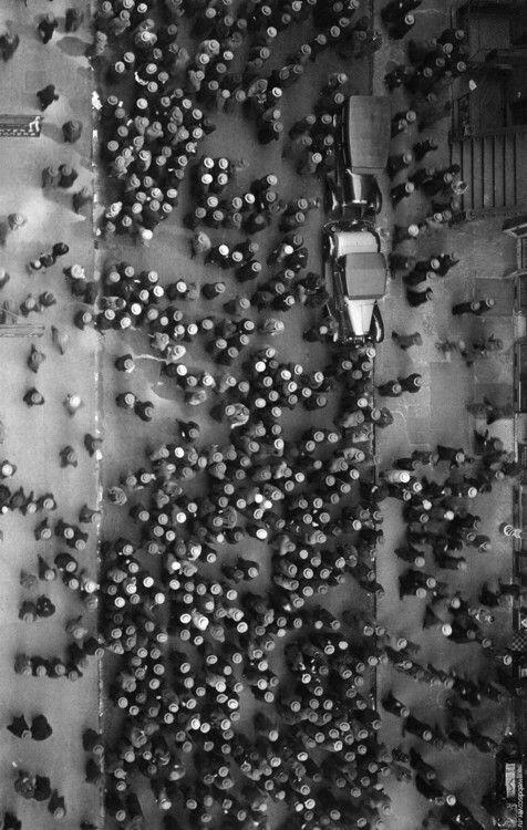 Folla a New York nel 1930