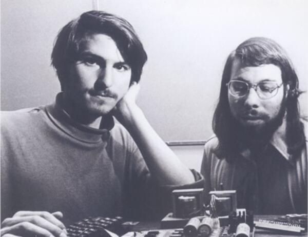 Steve Jobs & Steve Wozniak working together in the early days of Apple