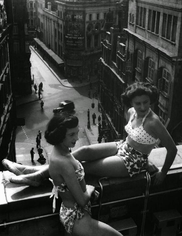 Piccadilly Rooftop, Londra, circa 1953