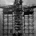 La statua del Cristo Redentore a Rio de Janeiro in costruzione, primi del 1930