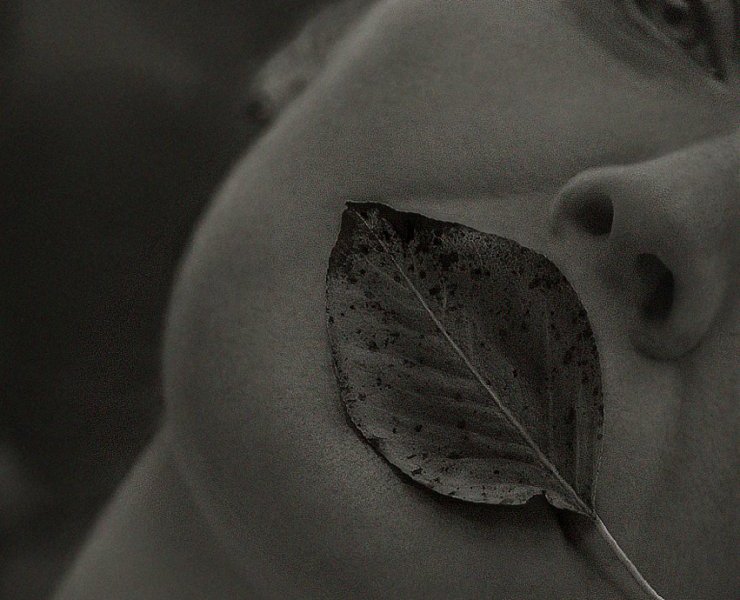 "Labbra sigillate" del fotografo svizzero Andreas Heumann