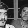 Barack Obama con un amico in Karachi, 1982
