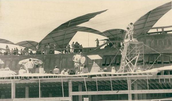 The backside of the set, where the cool kids hung out. See the sunbather?