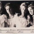 Le quattro sorelle Romanov di Russia 1906