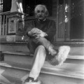 Einstein con le sue soffici pantofole