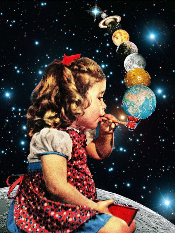 Collage dell'artista greca Eugenia Loli