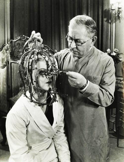 Max Factor Beauty Micrometer, 1934
