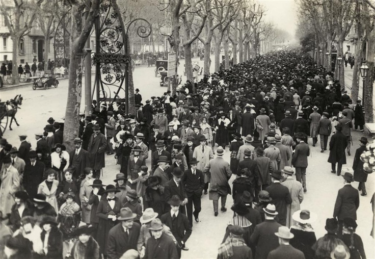 Passeig de Gracia (Barcelona) 1920