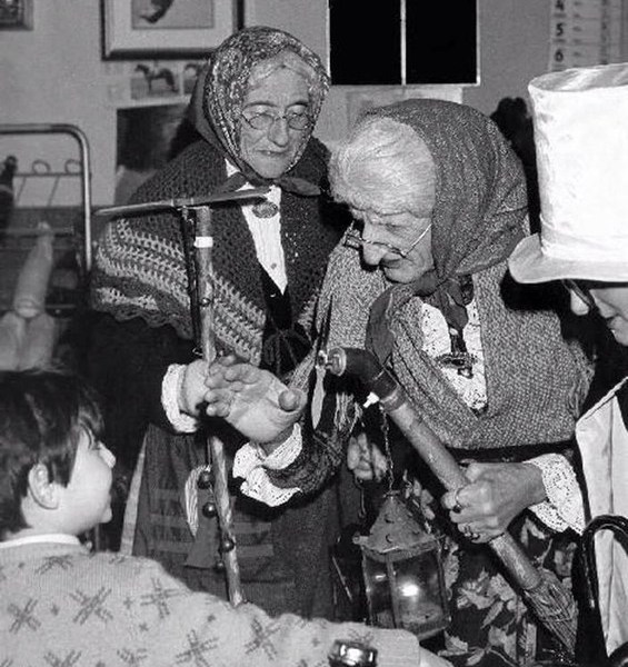 Befane storiche... (La befana di Barga)