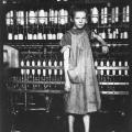 1910 – Addie Laird, una filatrice di 12 anni in un cotonificio di Lewis Hine
