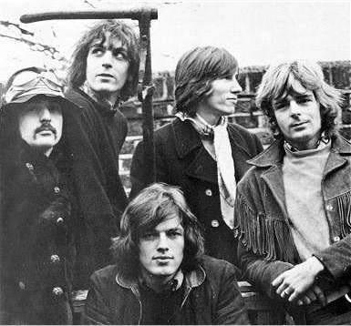Pink Floyd, gennaio del 1968. Una delle poche foto note con tutti i cinque componenti