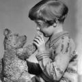L’originale Winnie the Pooh e Christopher Robin, 1927