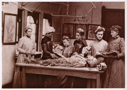 Il Medical College per donne della Pennsylvania, Philadelphia, 1892