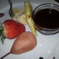 Home social restaurant Cagliari – fonduta di cioccolato fondente e frutta fresca