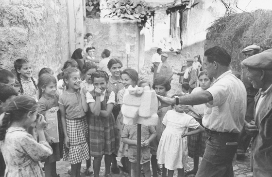 Carlo Bavagnoli - Costantino Nivola, mostra ad Orani, marzo 1958
