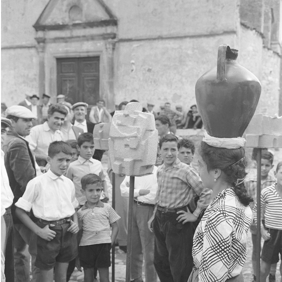Carlo Bavagnoli - Mostra di Costantino Nivola ad Orani, marzo 1958