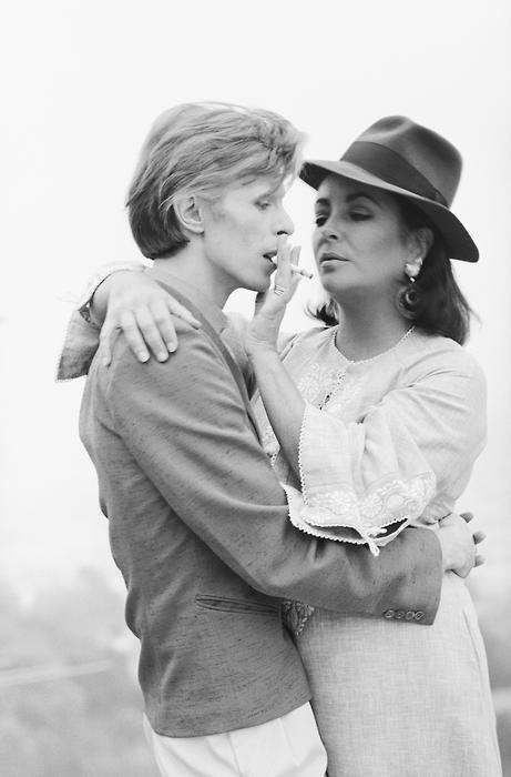 David Bowie e Liz Taylor, 1975