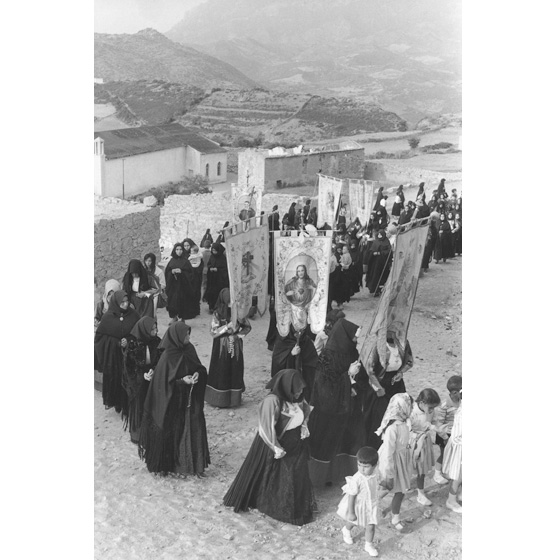 Henri Cartier-Bresson - Orgosolo, 1962