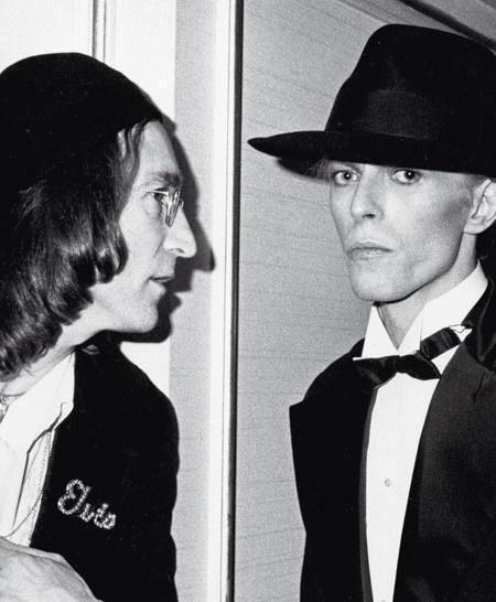 John Lennon e David Bowie ai Grammy Awards 1975