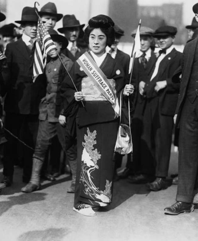 Komako Kimura, un'importante suffragista giapponese in una marcia a New York. [23 ottobre 1917]