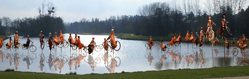 "Retour a Betton" dell'artista francese Guy Lorgeret