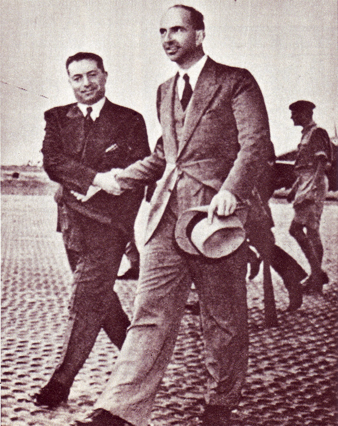 Umberto II va in esilio