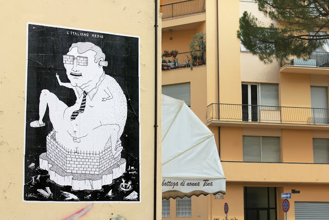 Guerrilla spam - L'ITALIANO MEDIO