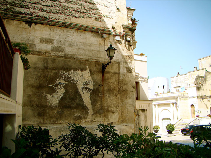 Alexandre Farto aka Vhils