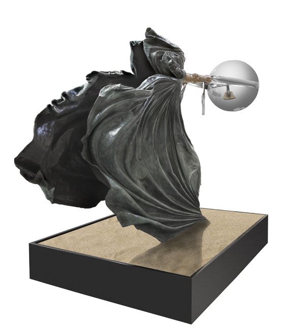 "The force of nature" di Lorenzo Quinn