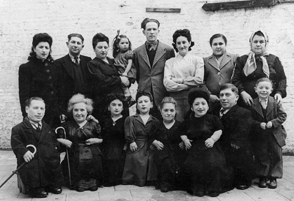 Ovitz - Lilliput Troupe