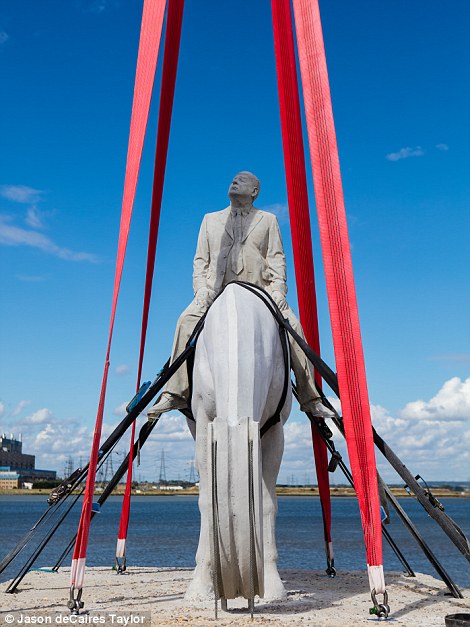 The Rising Tide by Jason deCaires Taylor