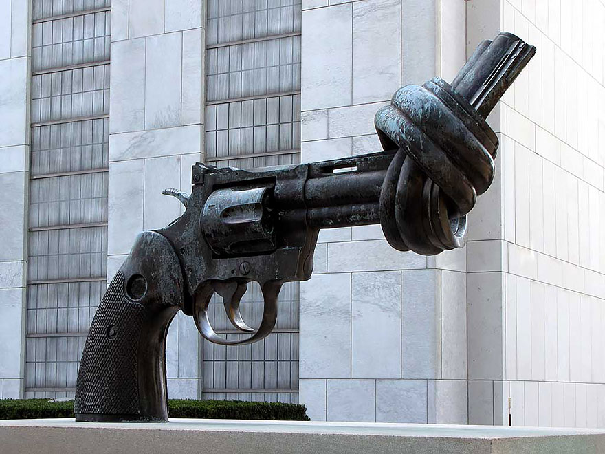 “Non-Violence” (aka “The Knotted Gun”) by Carl Fredrik Reuterswärd - Turtle Bay, New York, USA